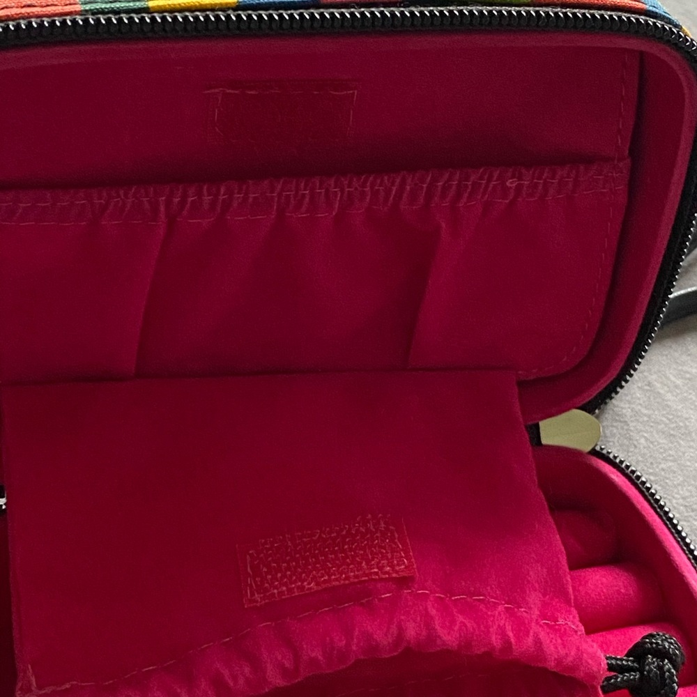KATE SPADE travel jewelry box - Picture 5 of 9